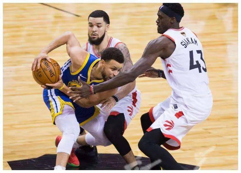 关于西亚卡姆遭遇十二连败，尤文图斯教练面临压力！的信息