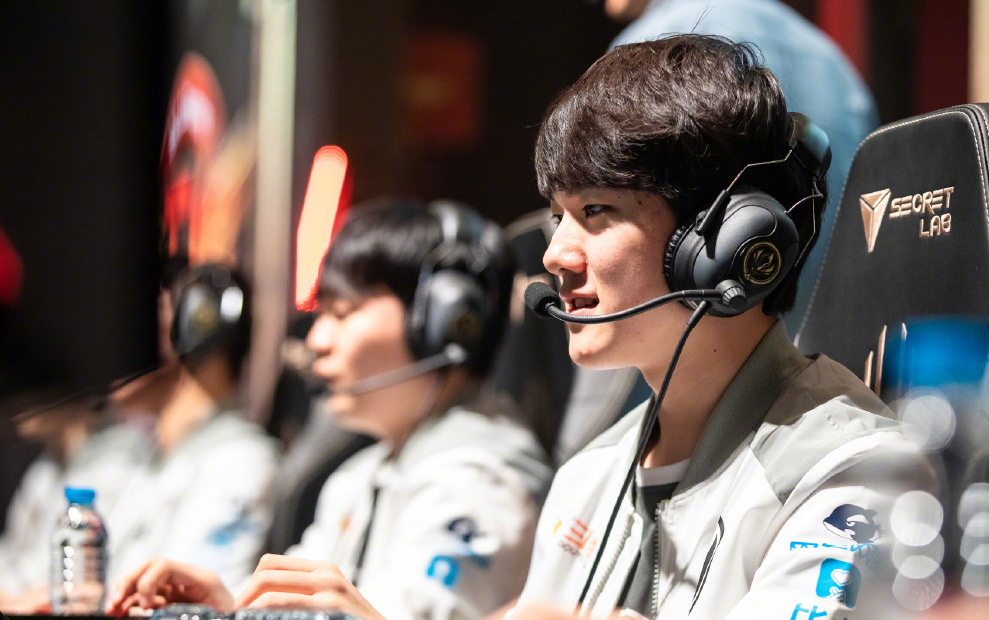 JackeyLove迎来七赛季高光表现，日本队球迷沸腾！的简单介绍