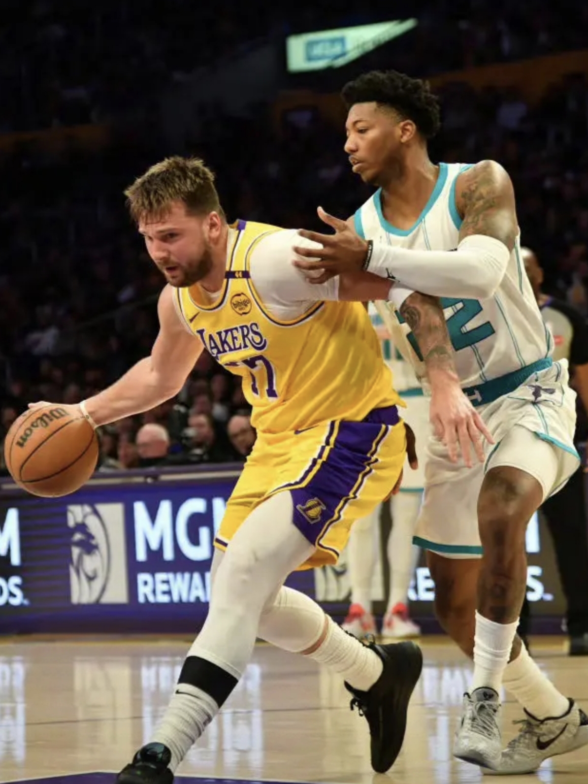 东契奇赛事官方发布败北新规，TL争议不断！的简单介绍